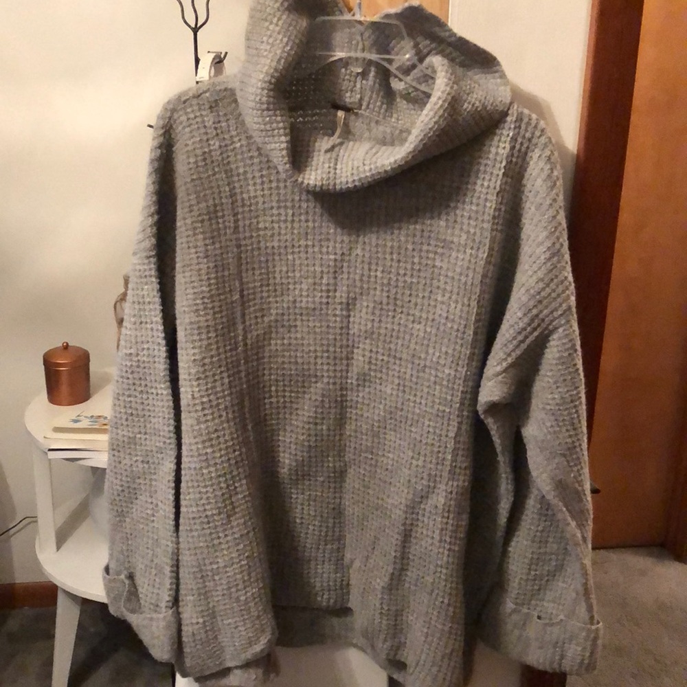 Free people sweater